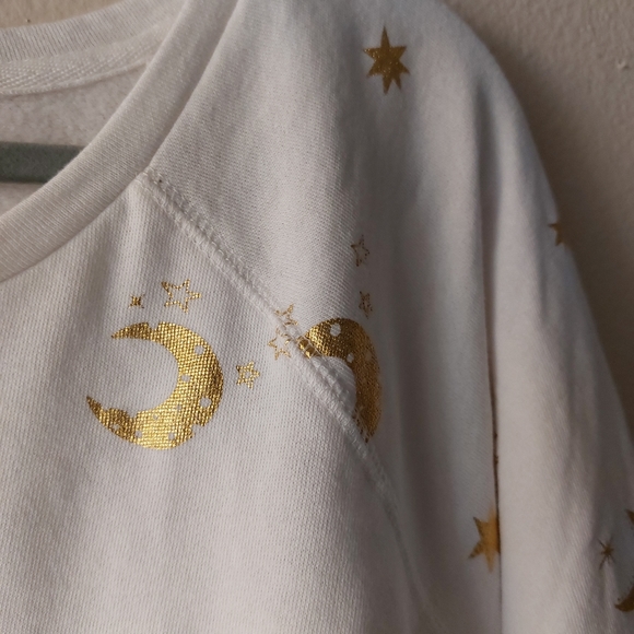 JOCI & I WHITE SWEATSHIRT WITH GOLD CELESTIAL MOON STARS DETAIL - Picture 9 of 10